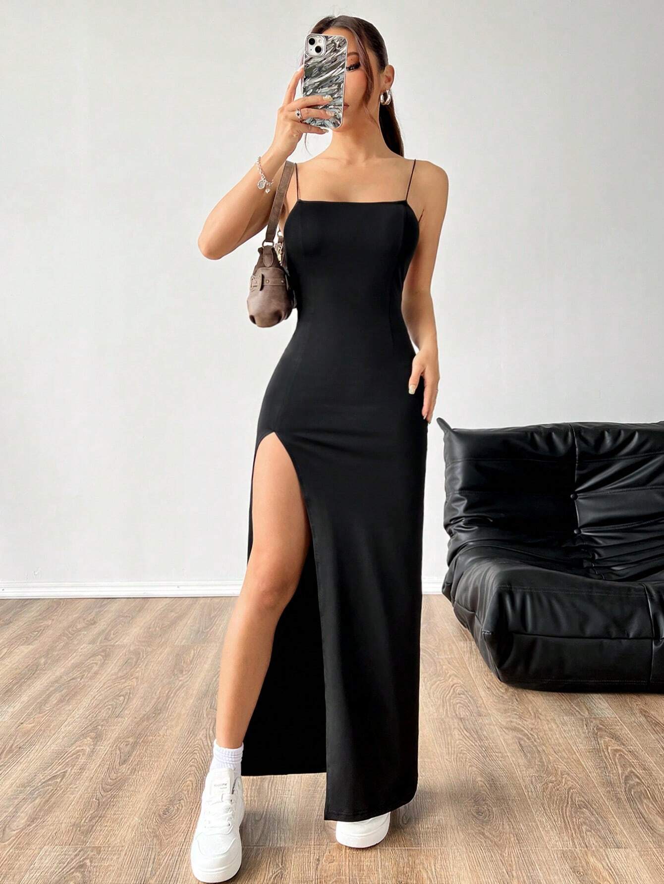 Vestido de tirantes negro
